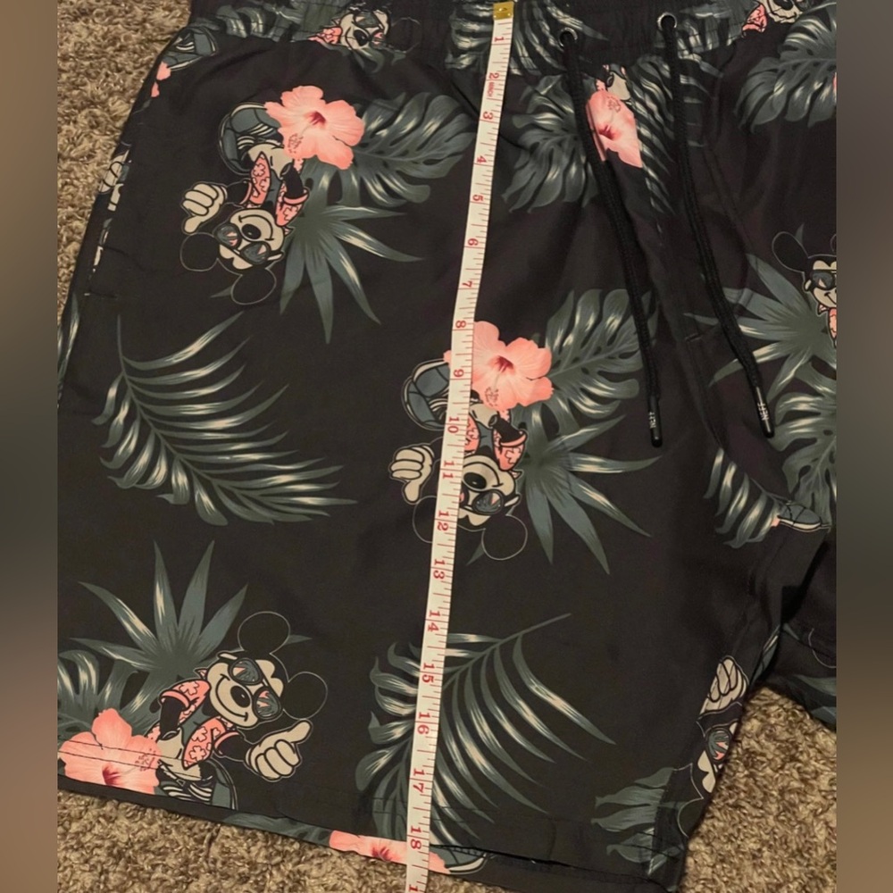 Disney Swim Shorts Mickey Mouse Hawaiian Bathing Suit Neff Men’s Size XL NEW - Picture 13 of 13